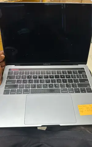 Laptop Apple MacBook Pro 2017 8GB Intel Core i5 SSD 256GB