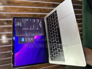 Laptop Apple MacBook Pro 2017 8GB Intel Core i5 SSD 256GB