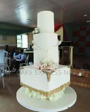 Wedding Cakes In Benin