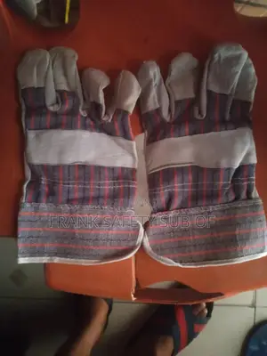 Hand Glove