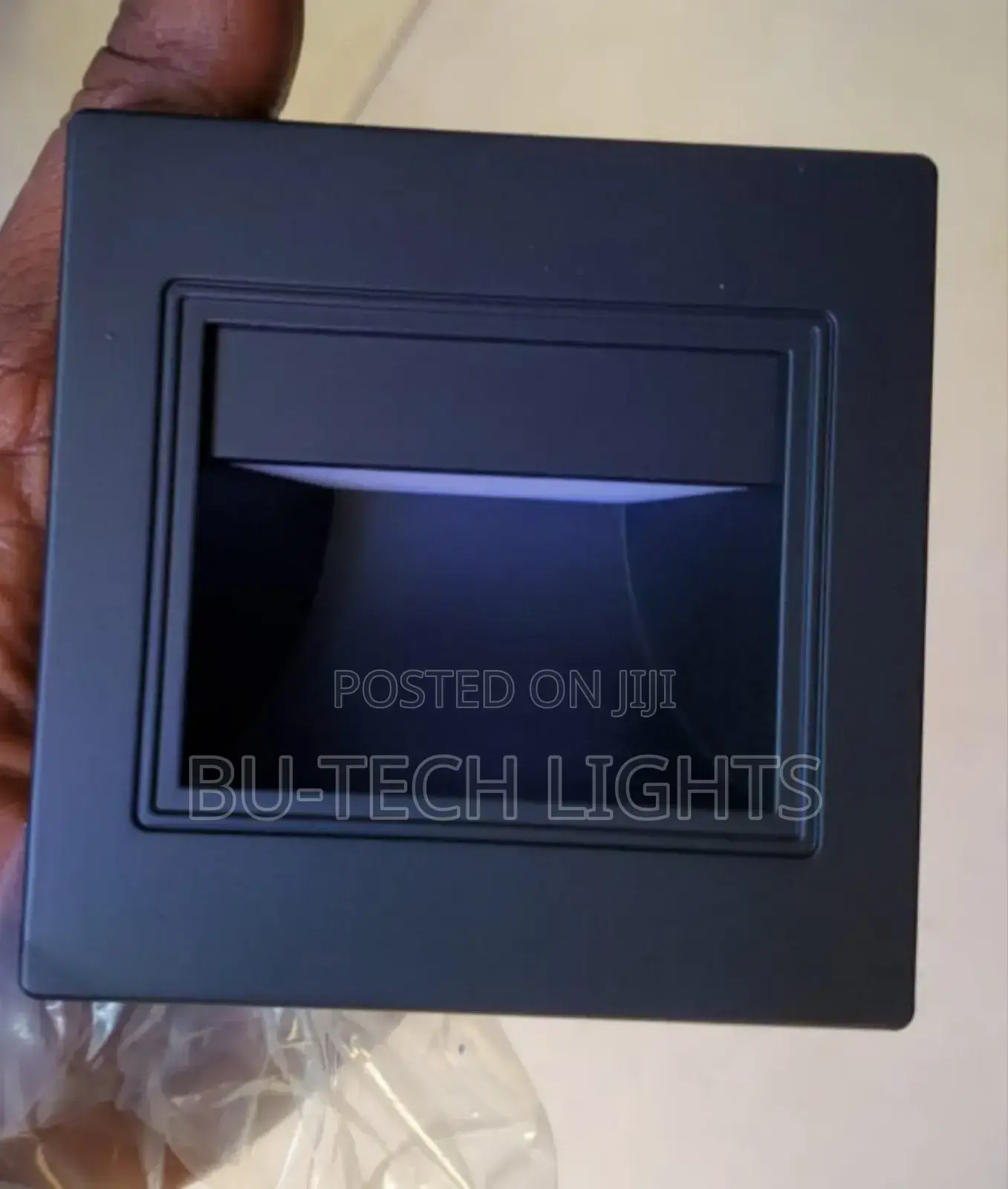 3x3 Step Light