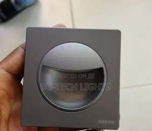 3x3 Step Light