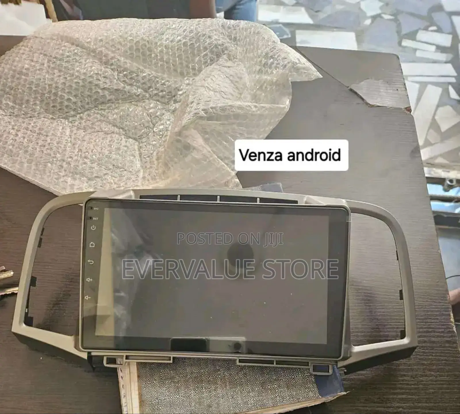 Toyota Venza Android Player + Reverse Camera