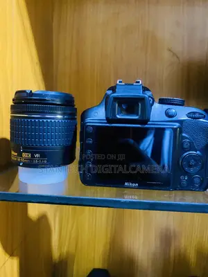 Nikon D3300 With 18-55mm Lens and 32gig