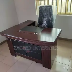 A Unique Quality Imported Office Table (1.4meter)