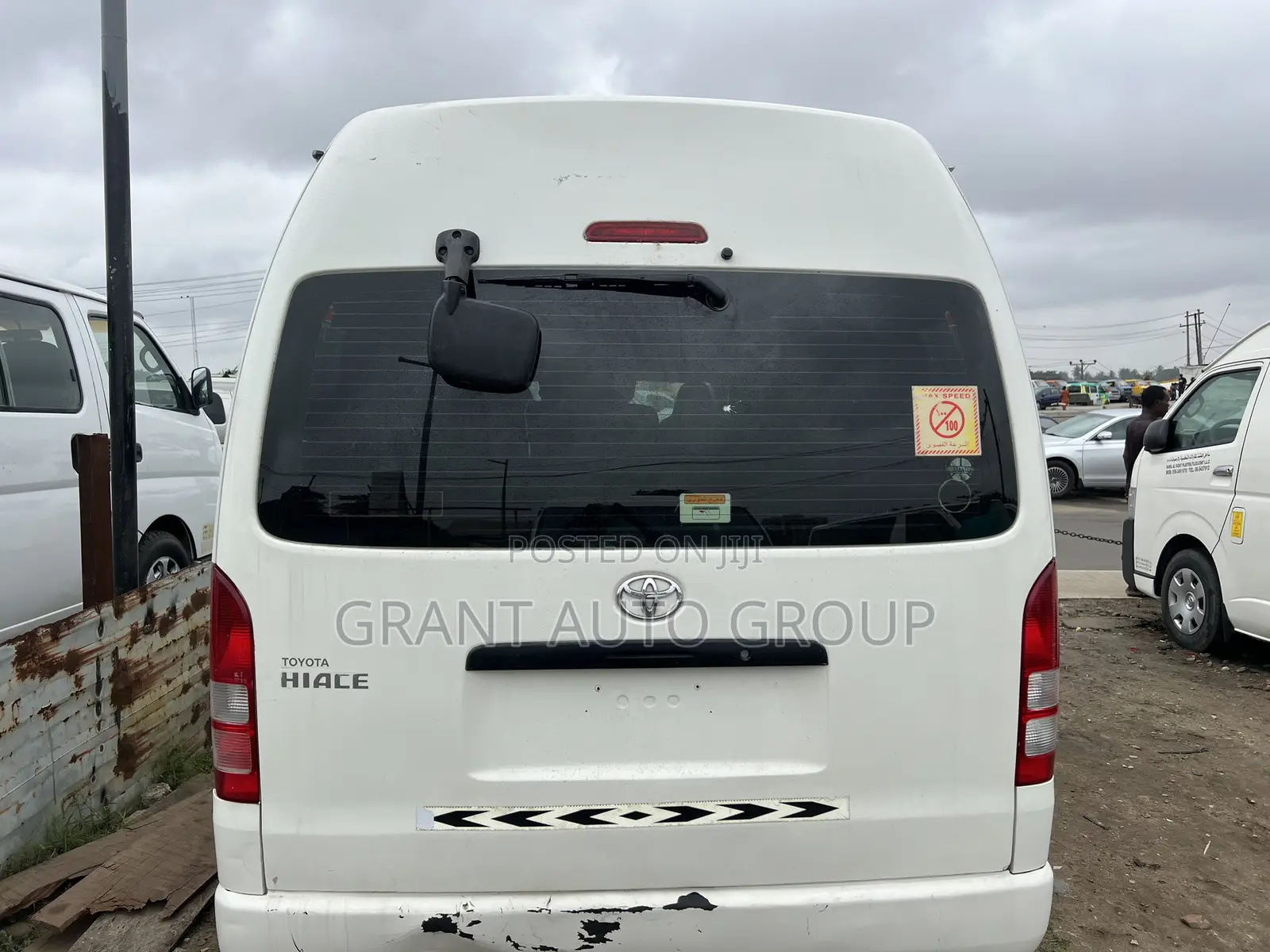 Toyota HiAce 2018 White