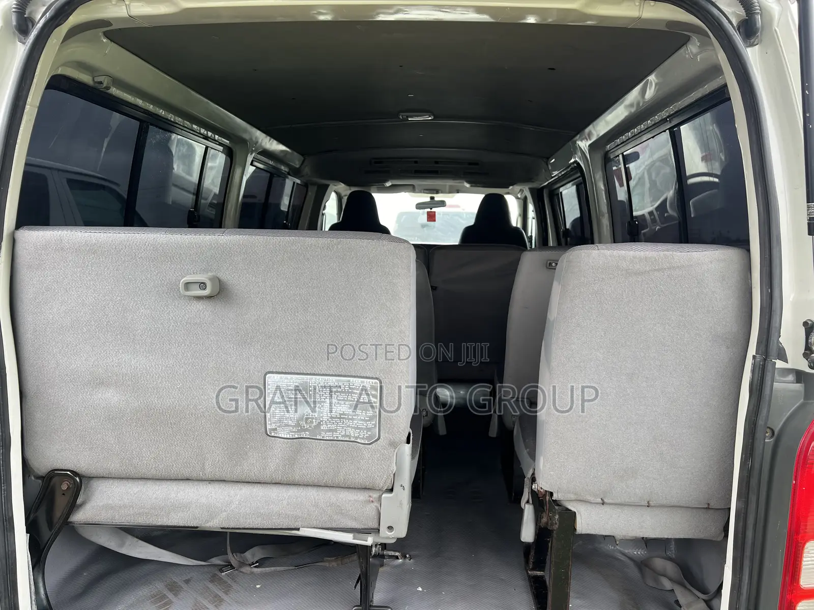 Toyota HiAce 2010 Beige
