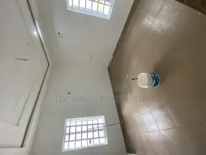 2bdrm Block of Flats in Dawaki for rent