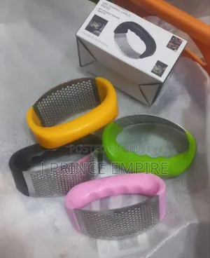 Garlic Squeezer/Stainless Steel