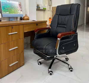 Pure Leather Executive Quality Chair With Footrest