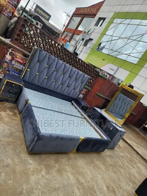 Quality 6by6 Complete Set of Upholstery Padded Bed