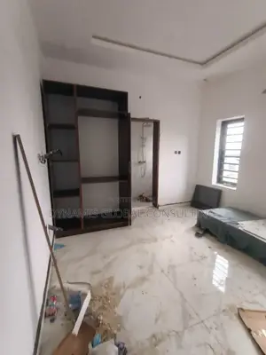 Furnished 2bdrm Block of Flats in Magodo Phase 1 Gra for rent
