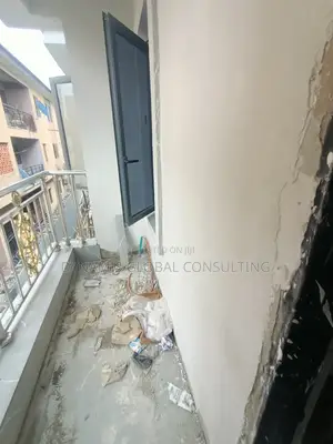 Furnished 2bdrm Block of Flats in Magodo Phase 1 Gra for rent