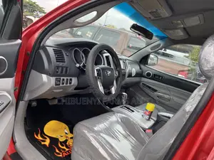 Toyota Tacoma 2014 Red
