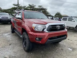 Toyota Tacoma 2014 Red