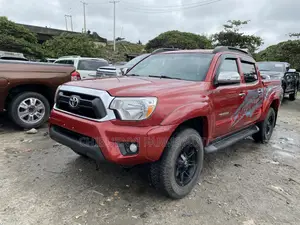 Toyota Tacoma 2014 Red