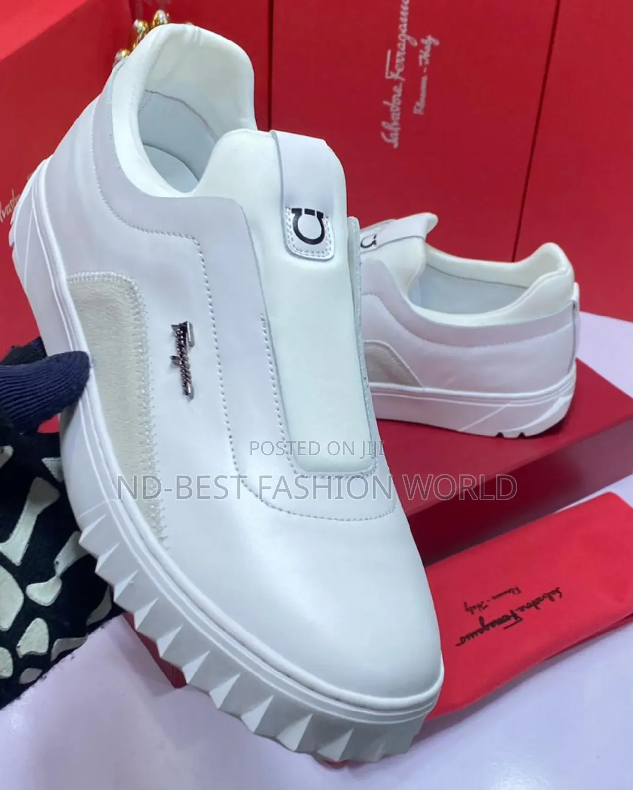 Pure Quality Sneakers
