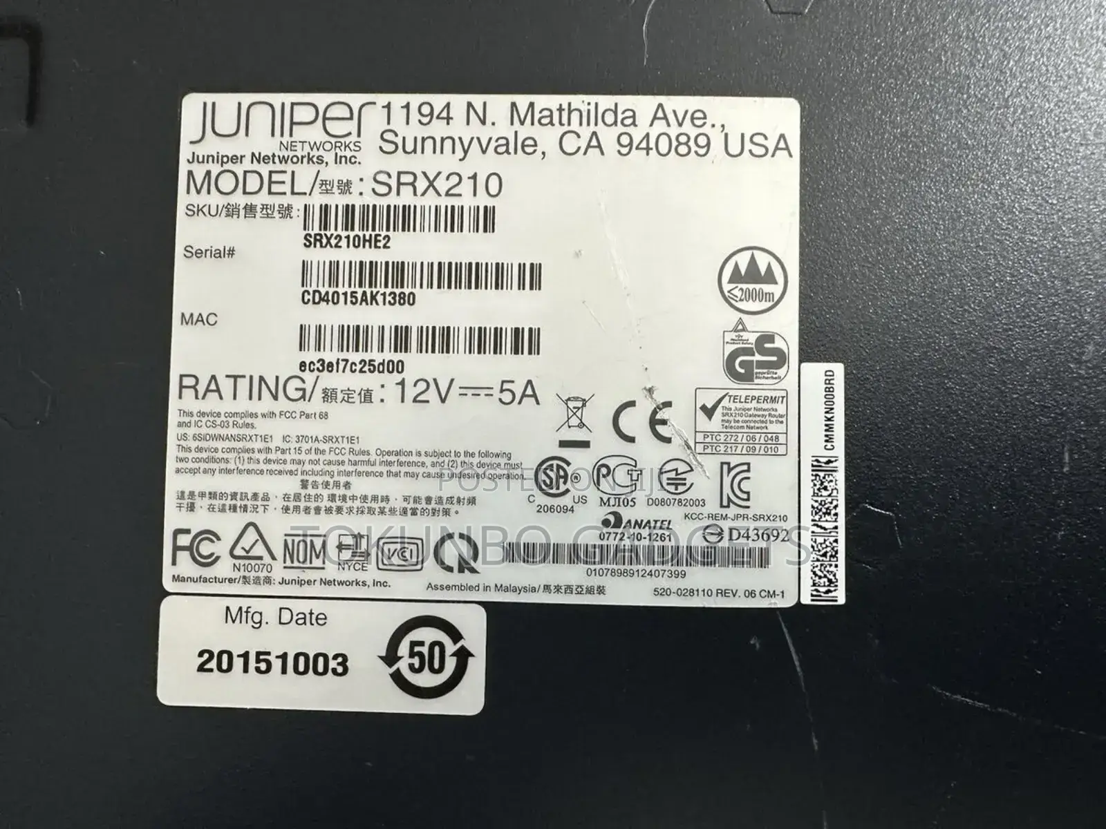 JUNIPER NETWORKS SRX210 With Power Adapter