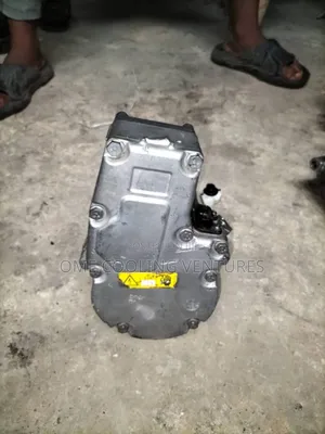 Neat Compressor for Merchandise Benz Gle 2023 Models 