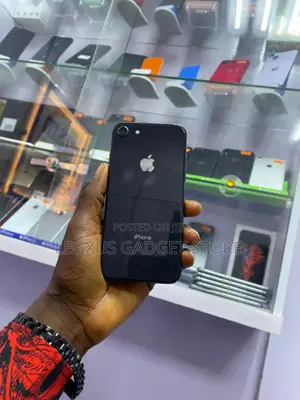 Apple iPhone 8 64 GB Black