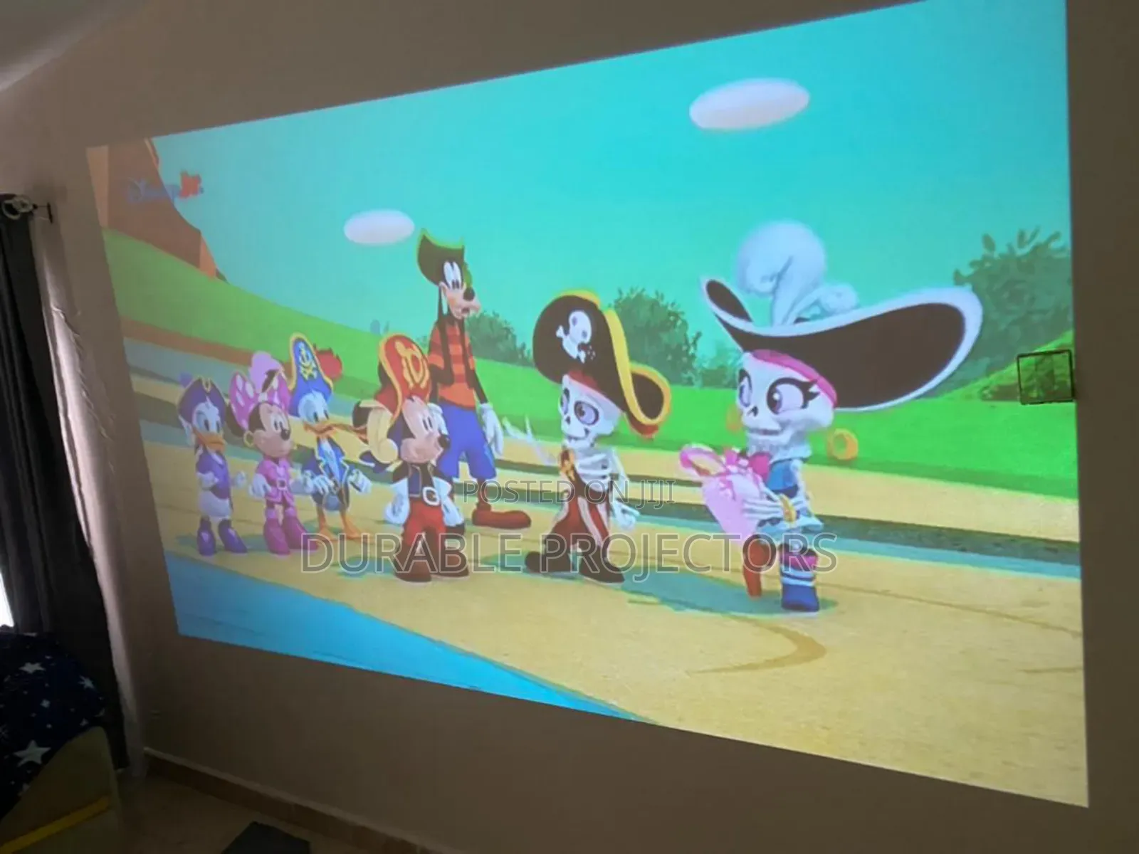 Inverter Android Projector With Wireless Connection