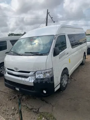 Toyota HiAce 2018 White