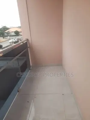 5bdrm Duplex in Omole Phase 2 for rent