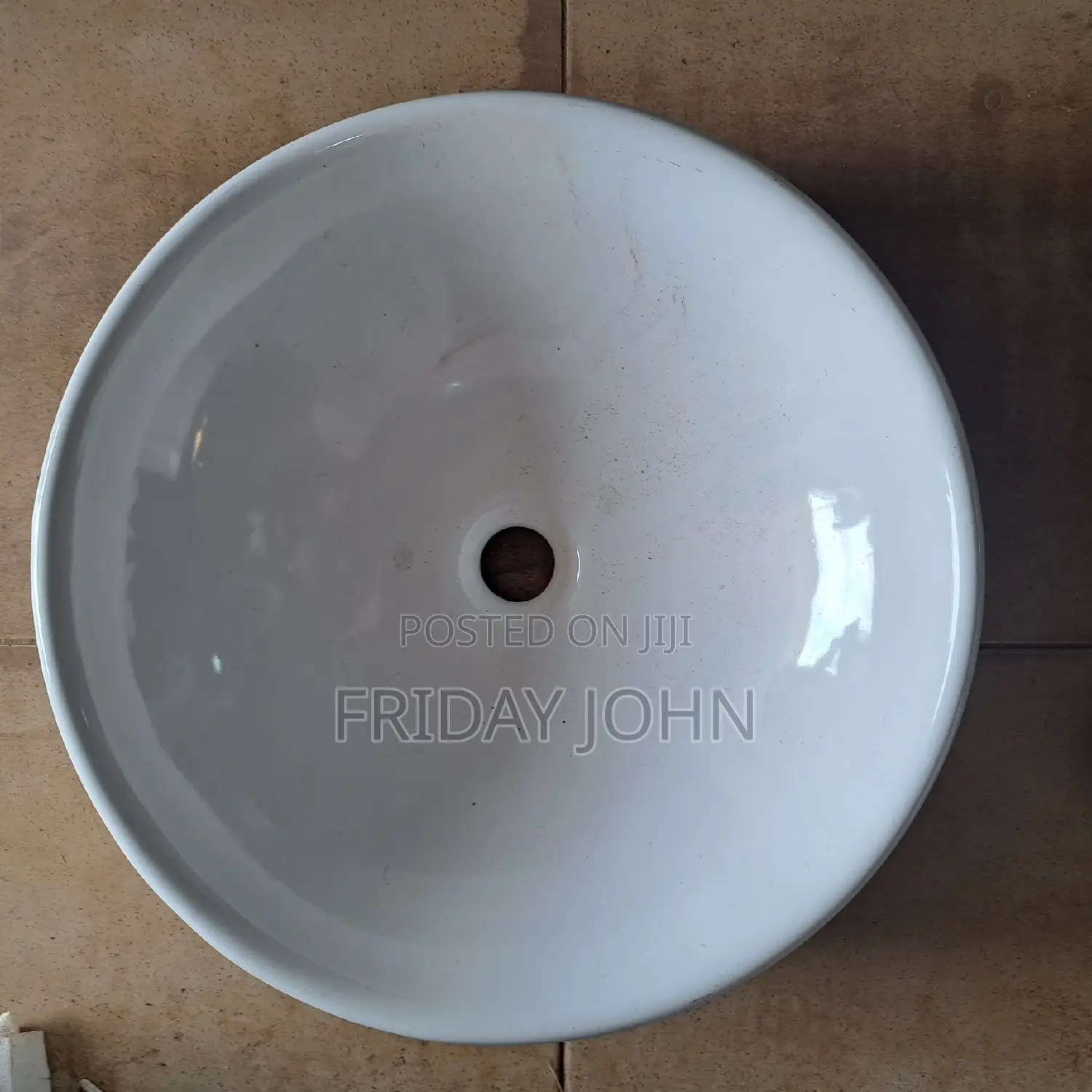 Counter Top Round Ceramic Basin