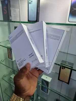 New Apple iPhone 15 Pro Max 512 GB Gray