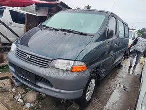 Toyota HiAce 2003 Blue