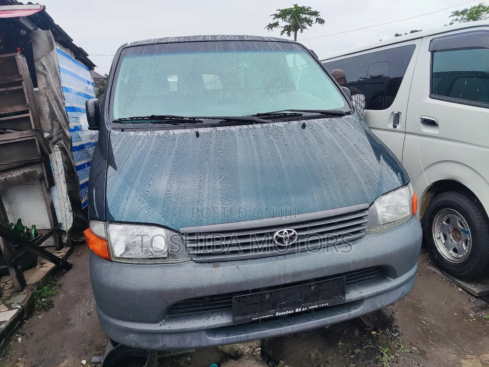 Toyota HiAce 2003 Blue