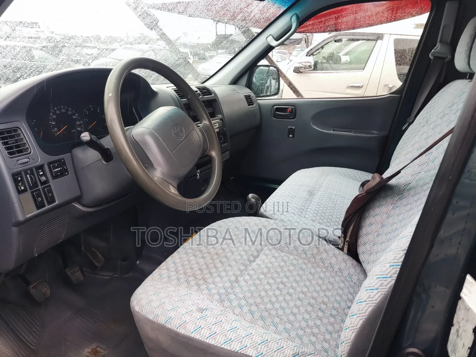 Toyota HiAce 2003 Blue