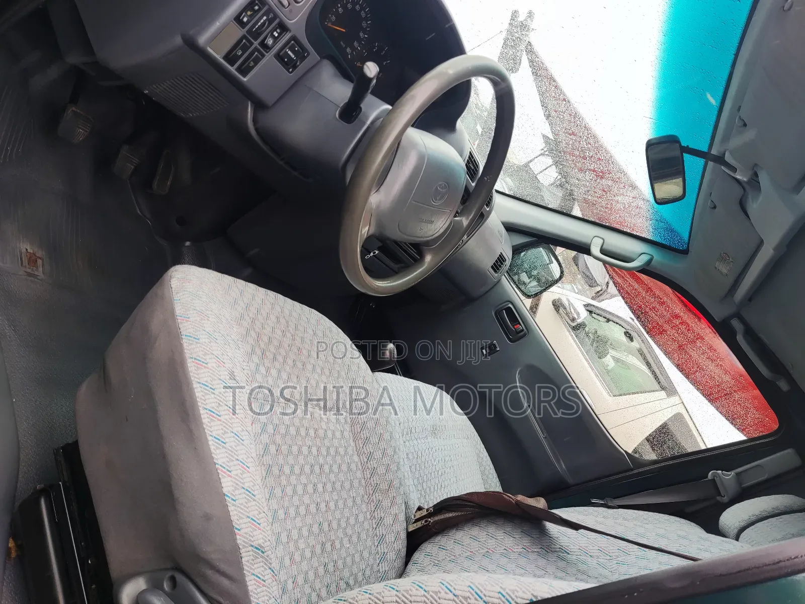 Toyota HiAce 2003 Blue