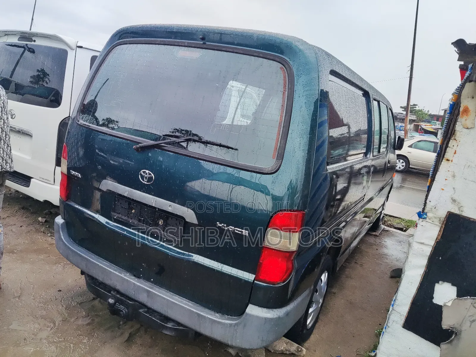 Toyota HiAce 2003 Blue