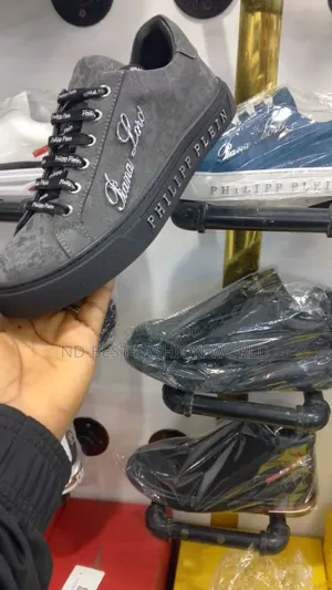 Pure Quality Sneakers