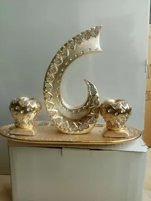 Decorative Status