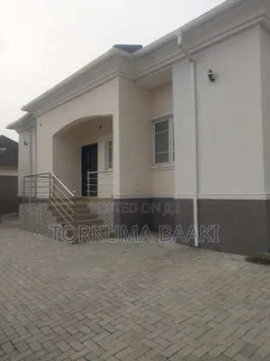 3bdrm Bungalow in Queens Efab Estate, Gwarinpa for rent
