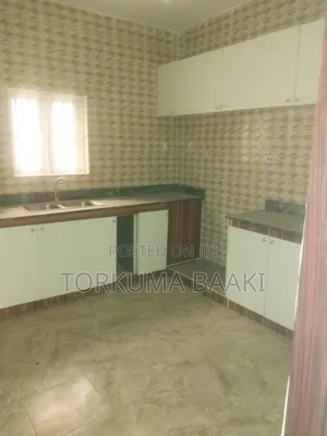 3bdrm Bungalow in Queens Efab Estate, Gwarinpa for rent