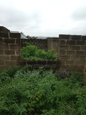 4bdrm Bungalow in Ibadan for Sale