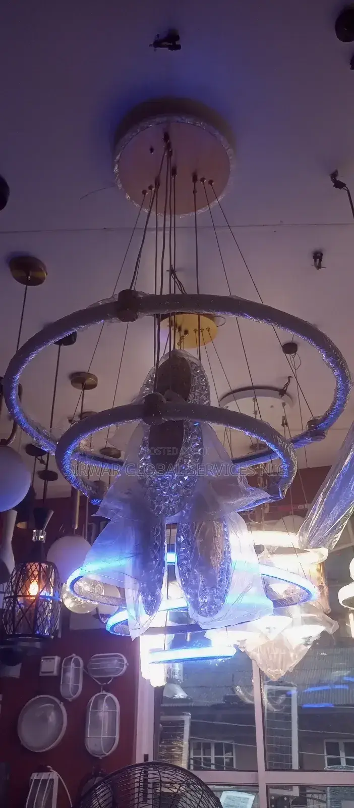 Dropping Light Chandelier