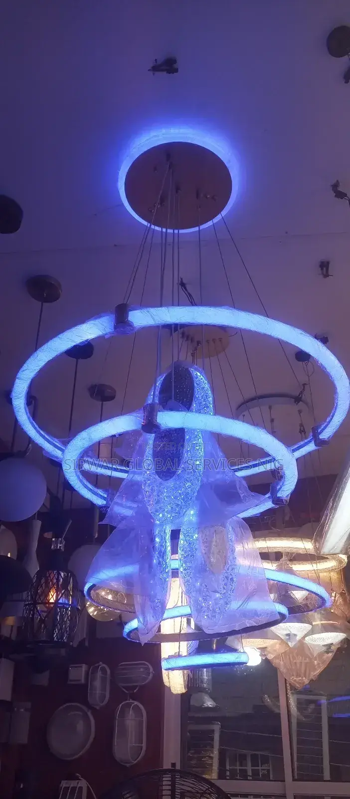 Dropping Light Chandelier