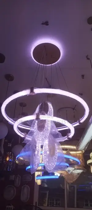 Dropping Light Chandelier