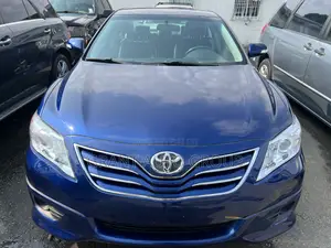 Toyota Camry 2010 Blue