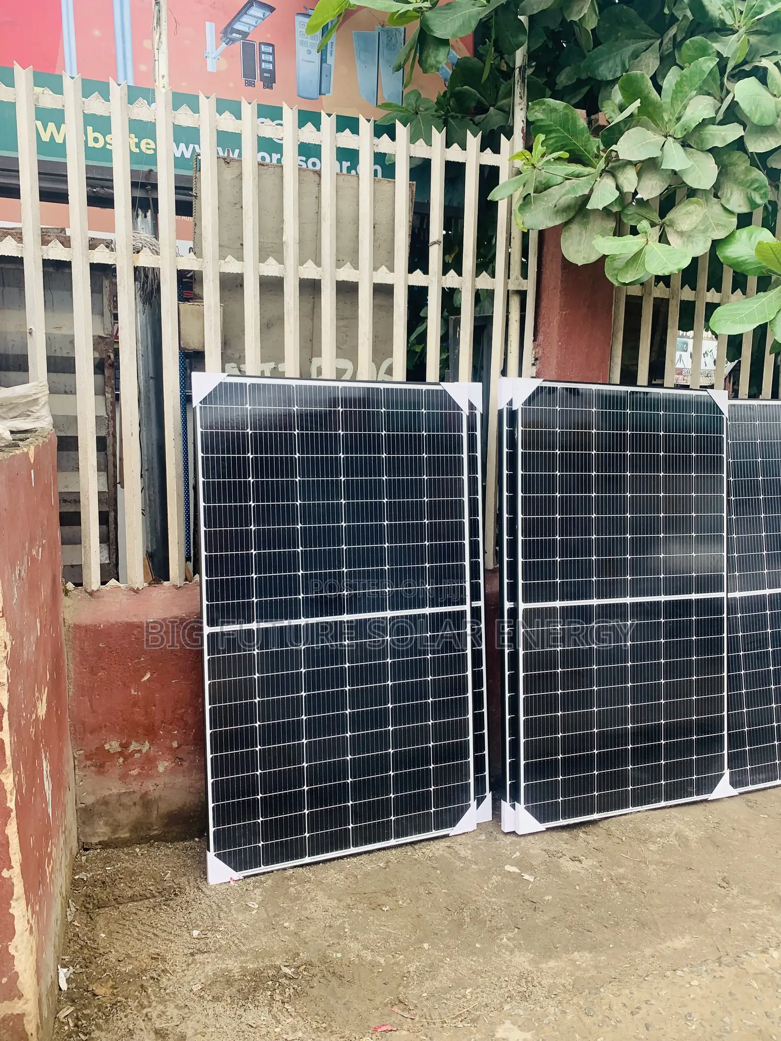 500w Jinko Panel 120c