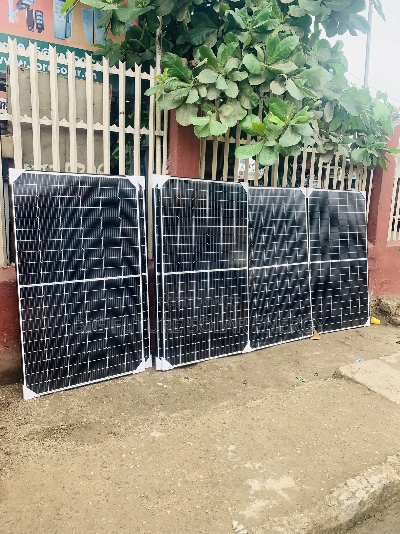 500w Jinko Panel 120c