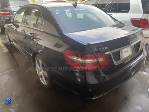 Mercedes-Benz E350 2011 Black