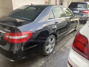 Mercedes-Benz E350 2011 Black