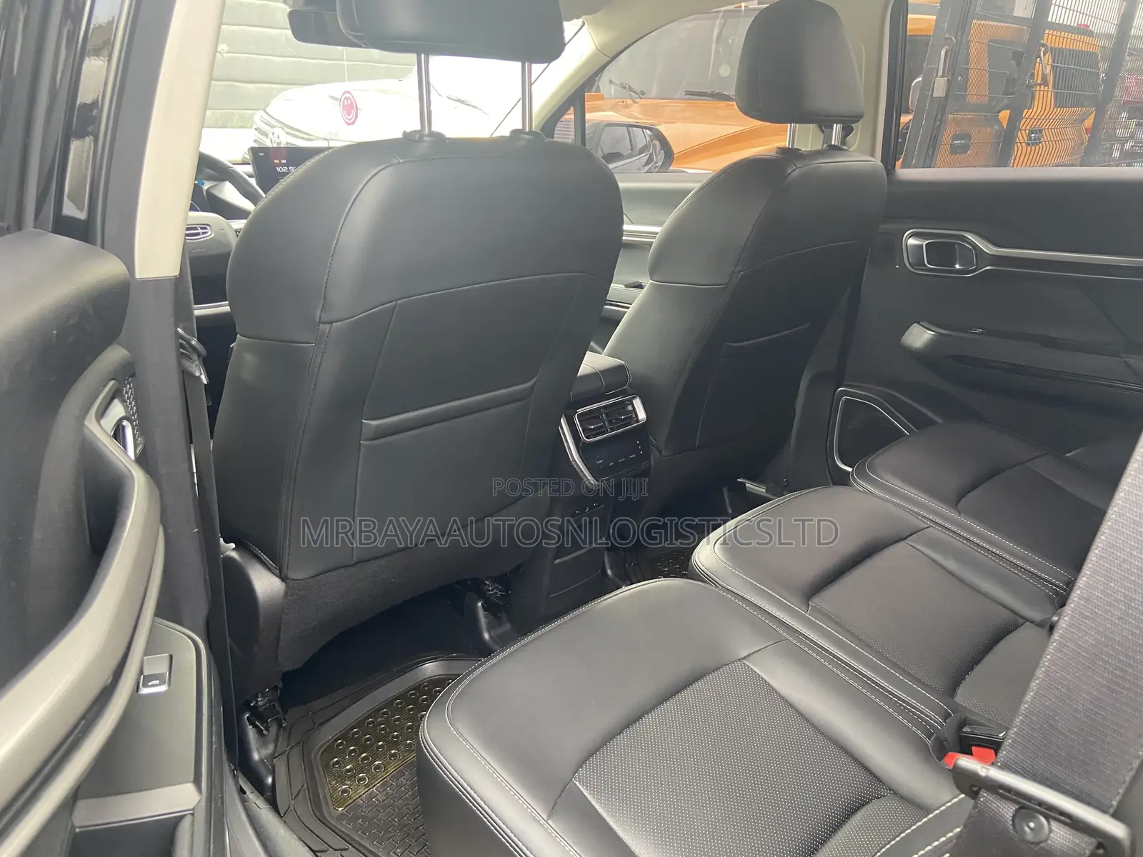 Geely Okavango 2022 Black