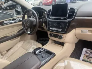 Mercedes-Benz GLE-Class GLE 350d 4MATIC 2017 White