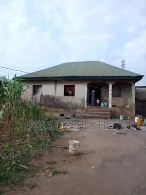 3bdrm Bungalow in Ijede / Ikorodu for sale
